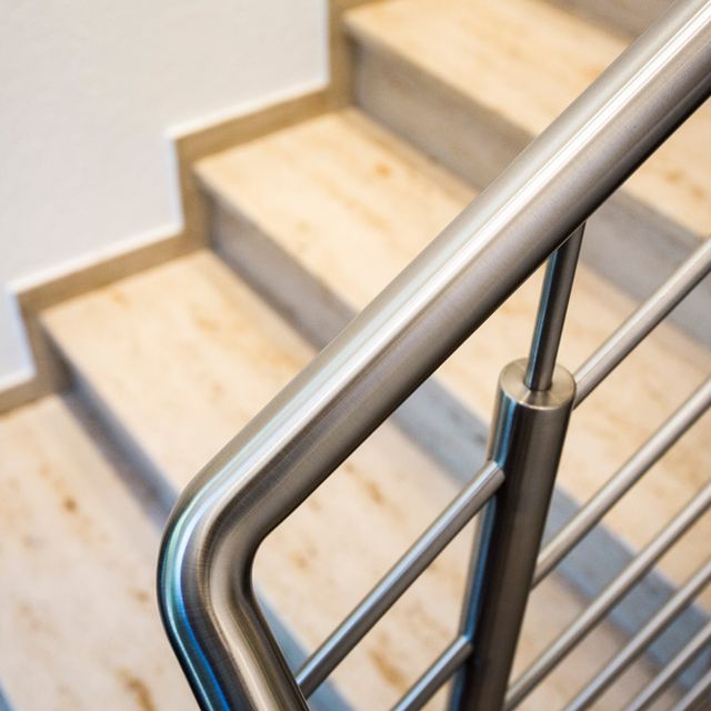 Geländer und Treppen